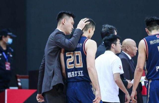 会长隐秘的美女秘书